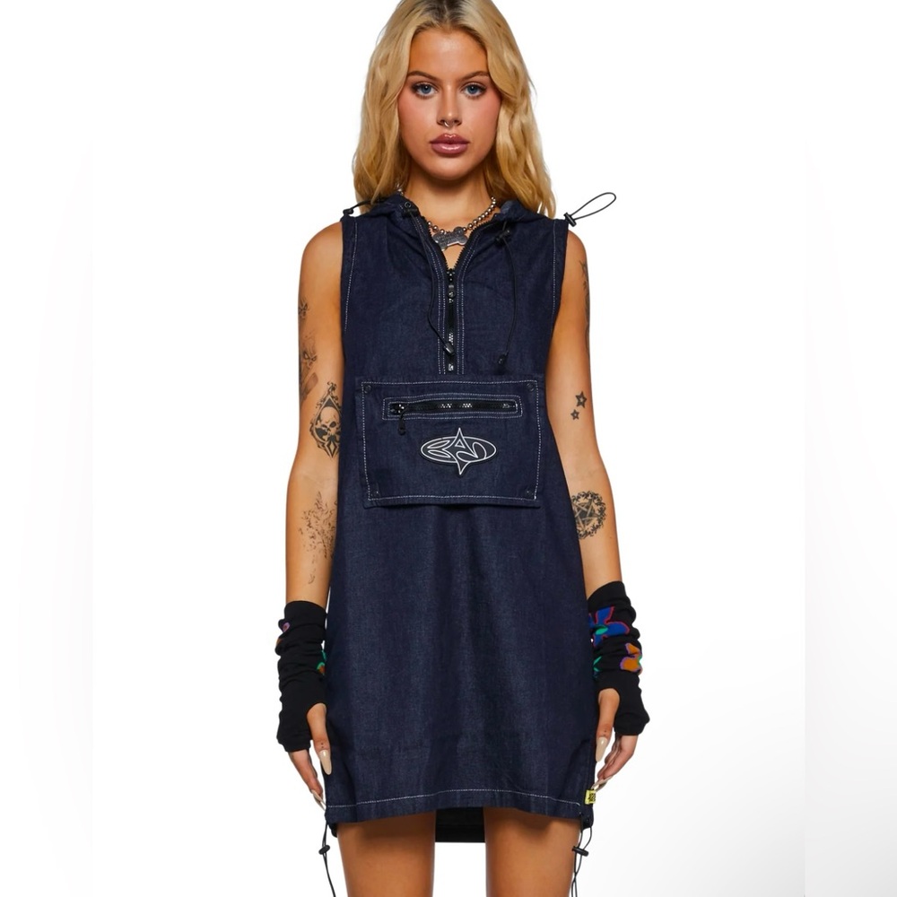 NWOT Indigo Denim Zip Up Front Mini Dress